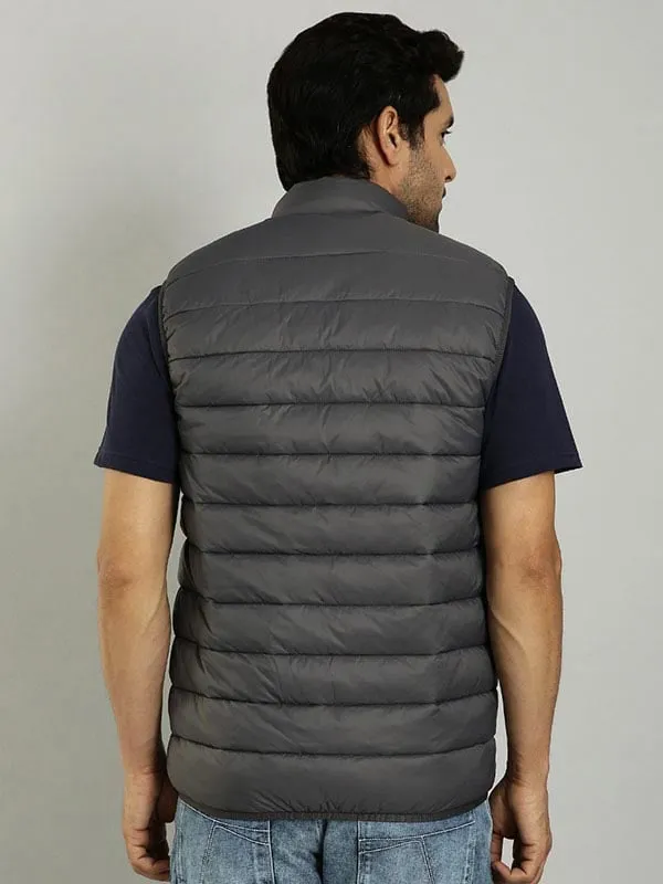 Men Solid Sleeveless Gilet Jacket