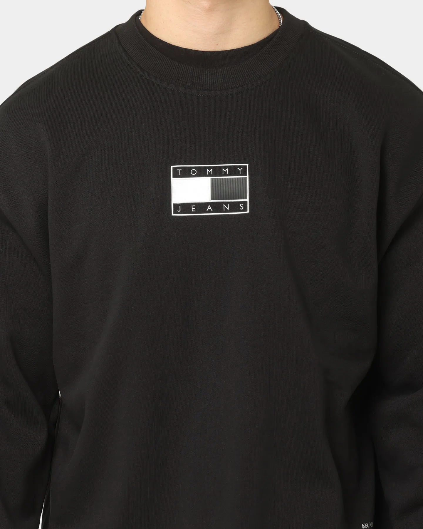 Tommy Jeans Metallic Crewneck Black